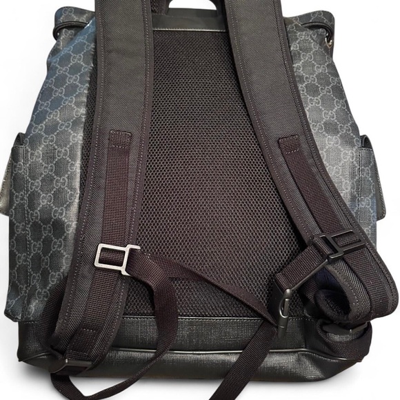 GUCCI GG Supreme Black Canvas Leather Double Navy Red Buckle Backpack w/ COA - Picture 6 of 17